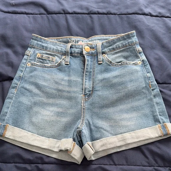 Short - Picture 1 of 3